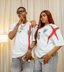 VIDEO Clip of Peller and Jarvis enjoying their honeymoon on a boat cruise in Tarzania trends online