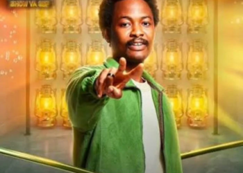 The moment Biggie told AIKOU that he had been reinstated into the game and he's now a full player. The joy on his face. A very grateful boy #BBNaija